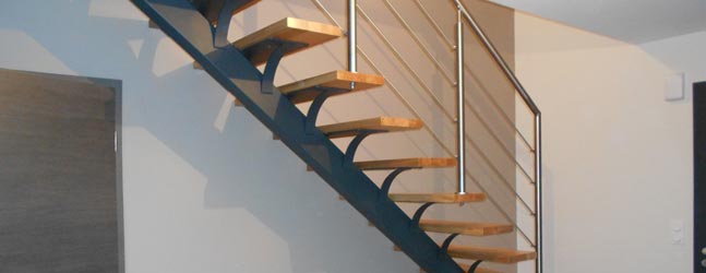 Volstroff escalier limon central design et moderne
